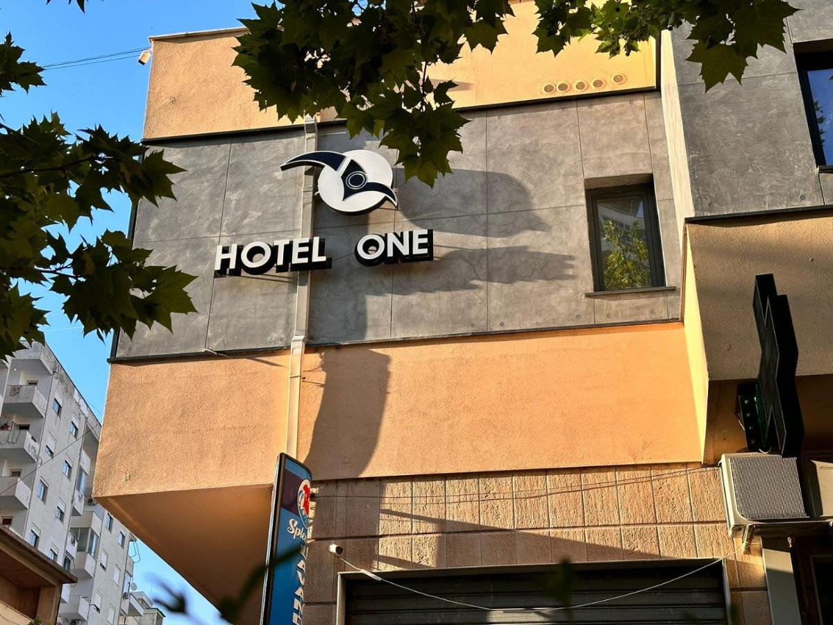 Hotel One Vlorë Exteriör bild